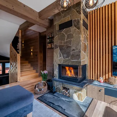 Hillview Jasna شاليه ديمانوفْشكا دولِنا