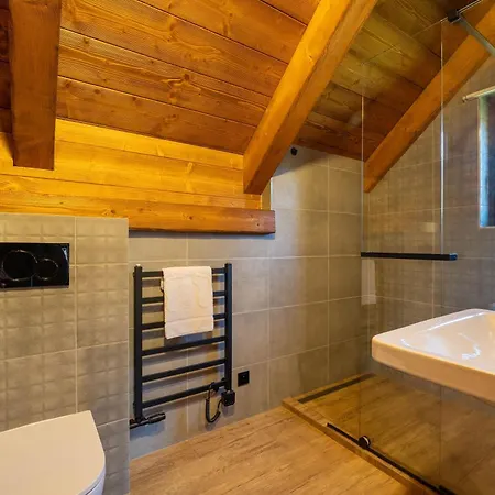 Hillview Jasna Chalet